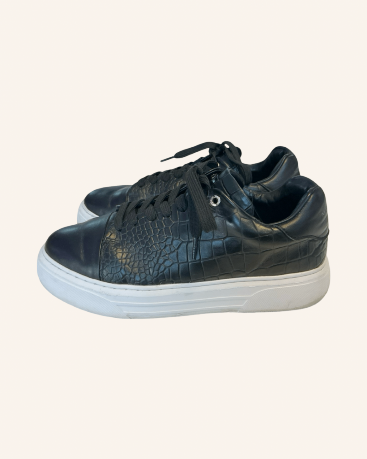 Sneaker Schwarz 42